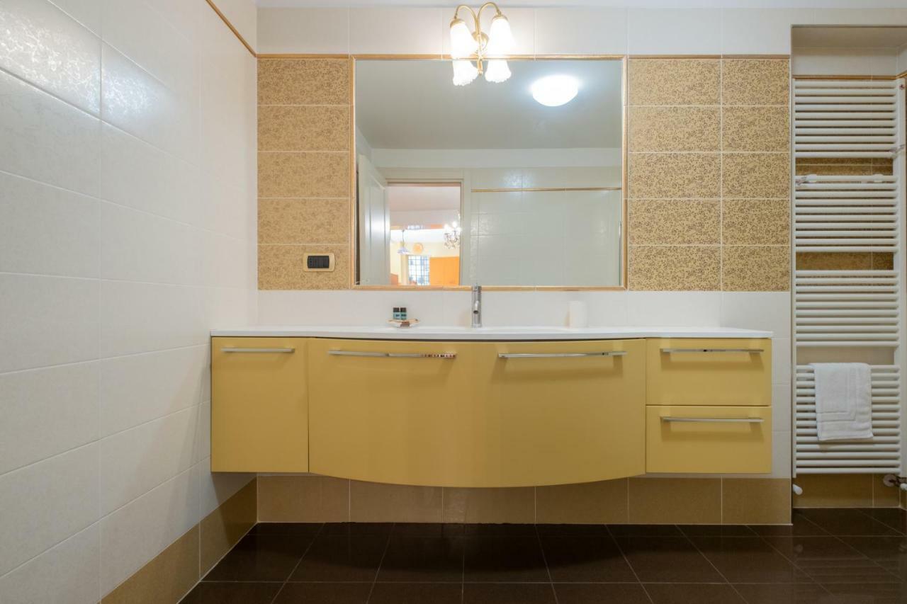 Petroni 38 By Studio Vita Bologna Ngoại thất bức ảnh